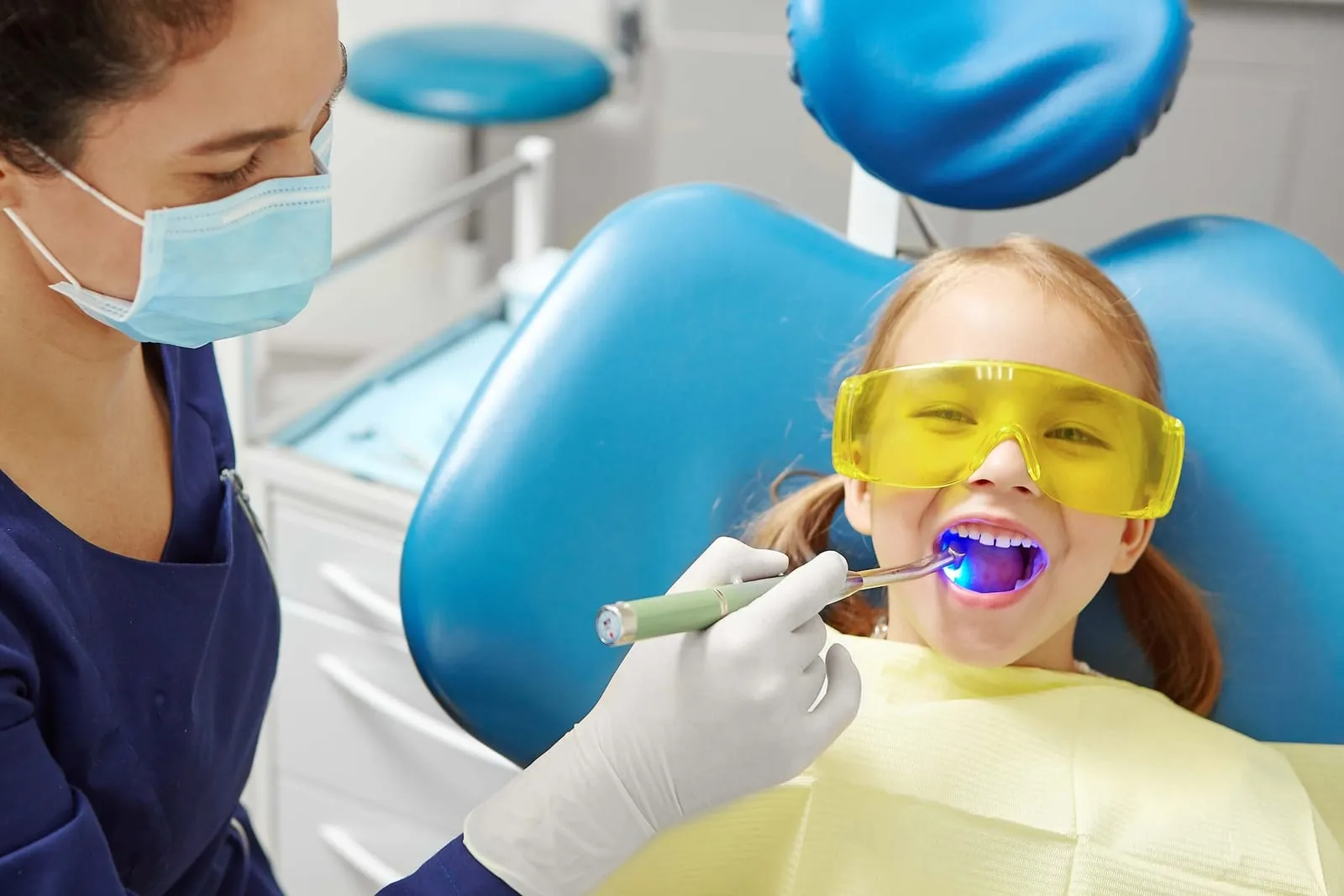 dentist-sheboygan-teeth-sealnts-02
